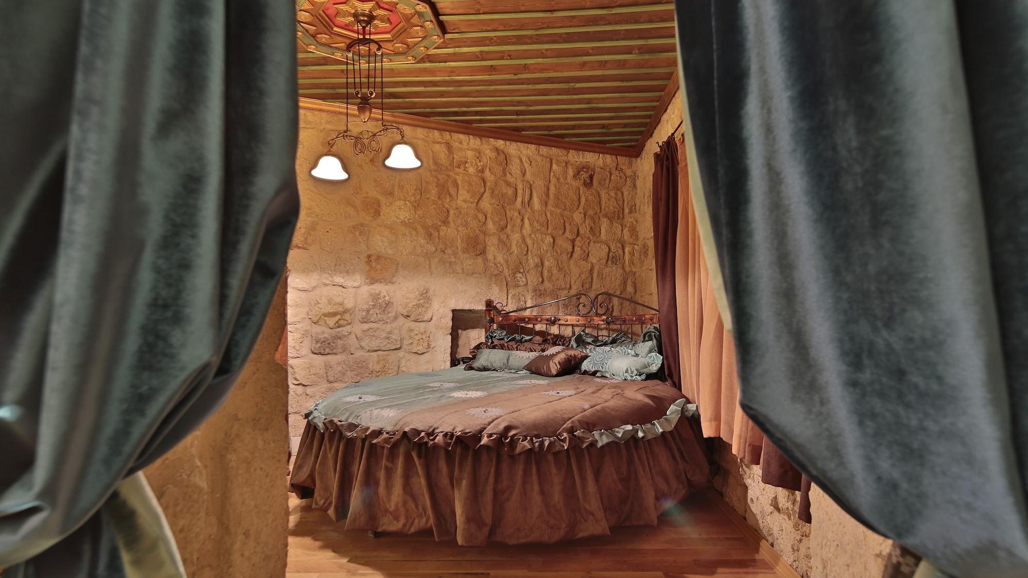 Golden Cave Suites 어굽 외부 사진