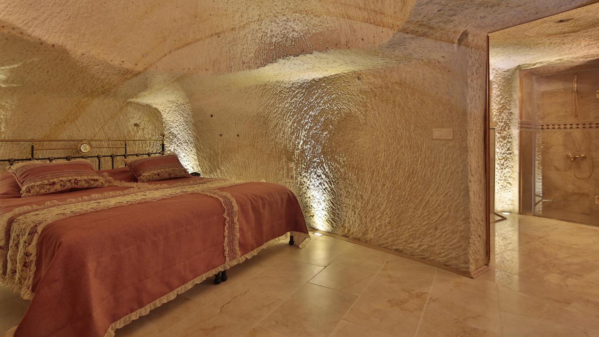 Golden Cave Suites 어굽 객실 사진